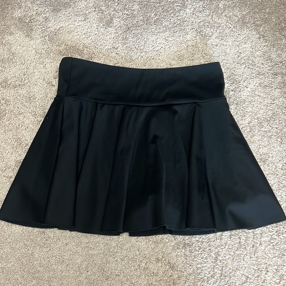 Black tennis skirt - Picture 3 of 4